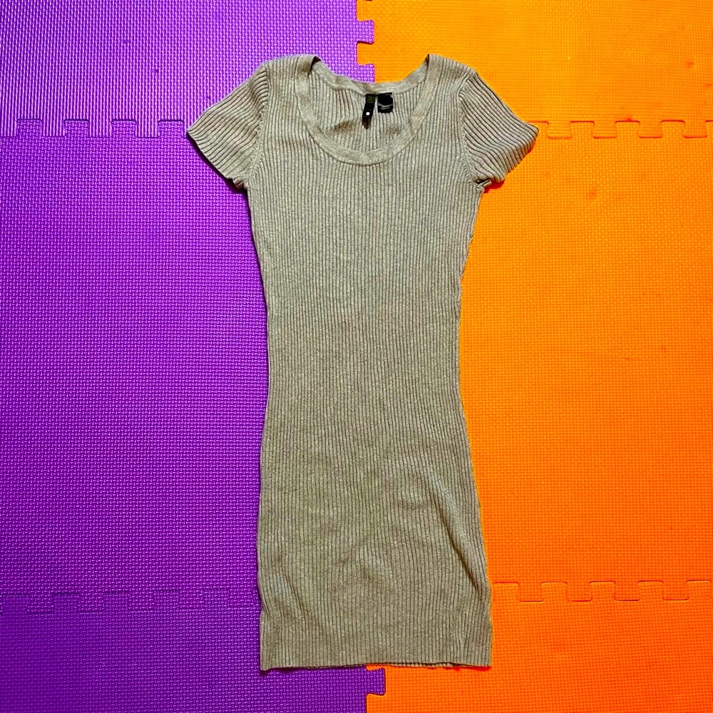 H&M Grey Ribbed Knit Dress